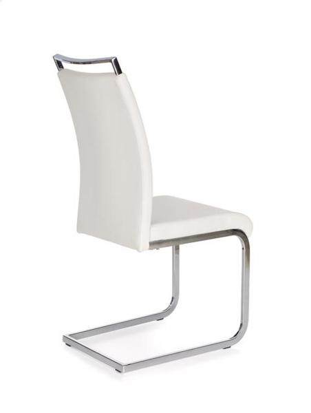 K-250 szánkótalpas fémvázas kárpitozott  szék, fehér textilbőr, króm